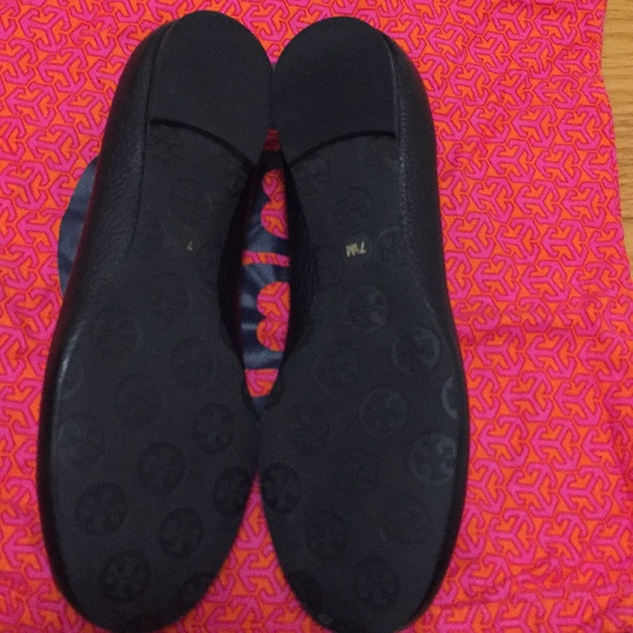 Tory Burch Reva Flats - Picture 6 of 8
